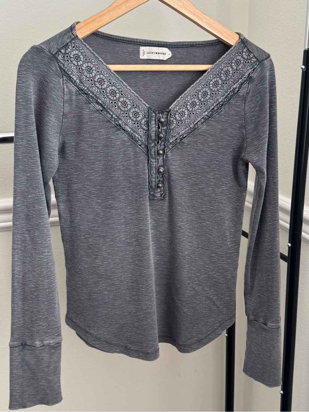 Lucky brand lace-trim ribbed Henley cotton Small Pre-Owned